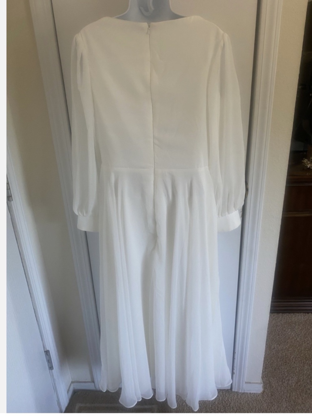 JJ's House ( Merry)Ivory Chiffon Long Sleeve Wedding Dress Size 12 – NWT - Picture 6 of 7